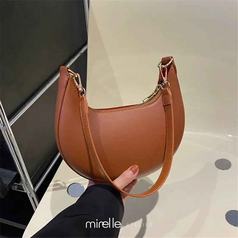 Vivianne – Moon Luxe Shoulder Bag