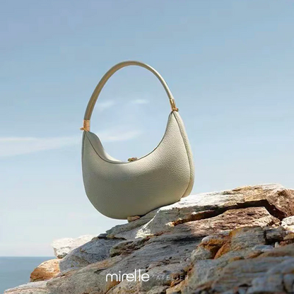 Élise – Underarm Travel Leather Bag