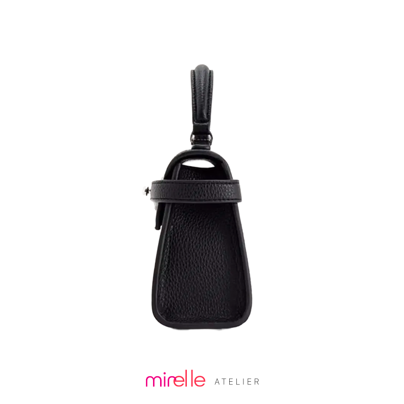 Sylvie – Trapezoidal Leather Day Clutch