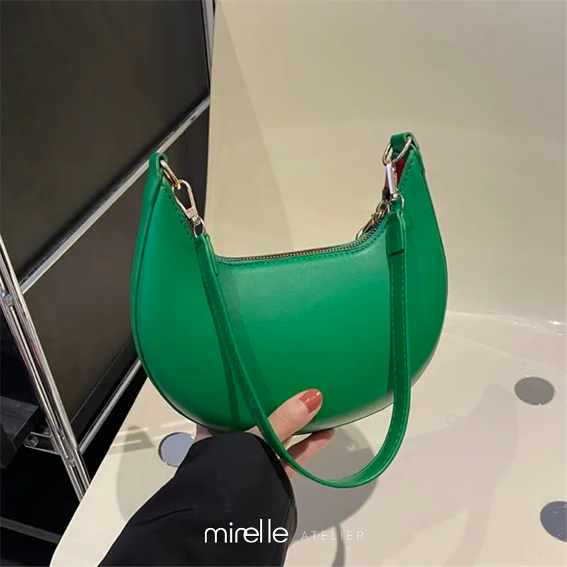 Vivianne – Moon Luxe Shoulder Bag